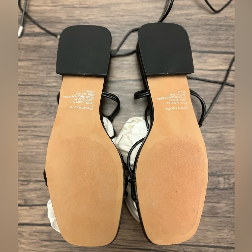 Steve Madden Rosalind Sandals NWOT - Picture 4 of 4
